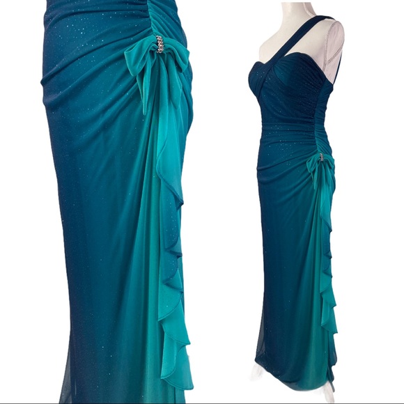 Shimmery Teal Ruched Gown - Picture 4 of 6